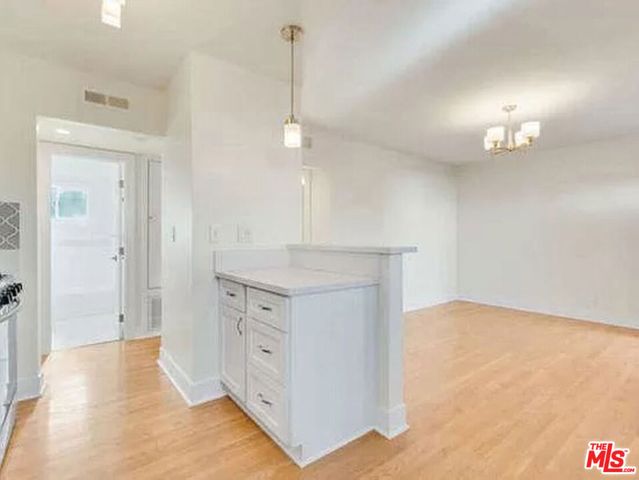 1317 N Kenmore Avenue, Los Angeles, CA 90027