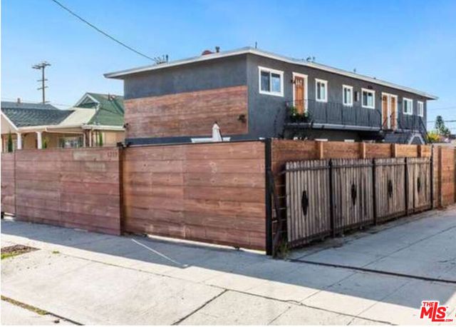 1317 N Kenmore Avenue, Los Angeles, CA 90027