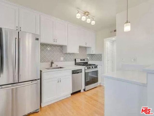 1317 N Kenmore Avenue, Los Angeles, CA 90027