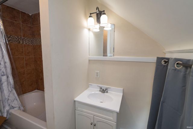 324 E 12Th Street, Mishawaka, IN 46544