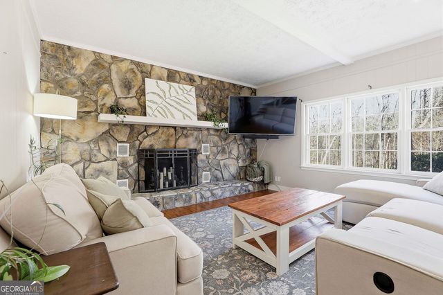 180 Lockwood Road, Fayetteville, GA 30215