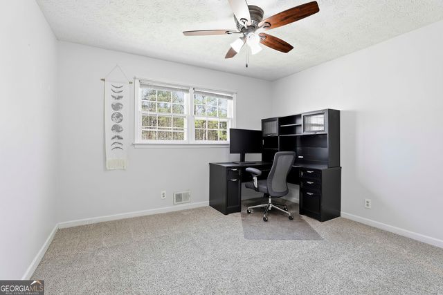 180 Lockwood Road, Fayetteville, GA 30215