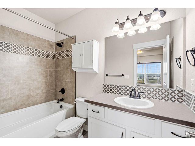 4846 Northern Lights Dr D, Fort Collins, CO 80528