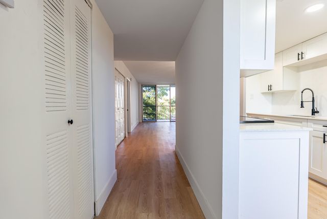 3121 NW 47th Terrace 315, Lauderdale Lakes, FL 33319