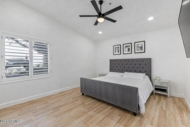 9257 E BLANCHE Drive, Scottsdale, AZ 85260