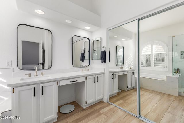 9257 E BLANCHE Drive, Scottsdale, AZ 85260