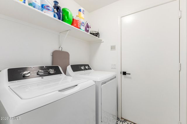 9257 E BLANCHE Drive, Scottsdale, AZ 85260