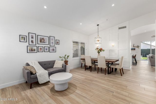 9257 E BLANCHE Drive, Scottsdale, AZ 85260