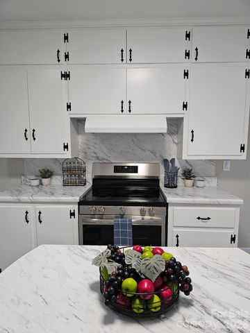 204 Fernwood Drive, Rutherfordton, NC 28139