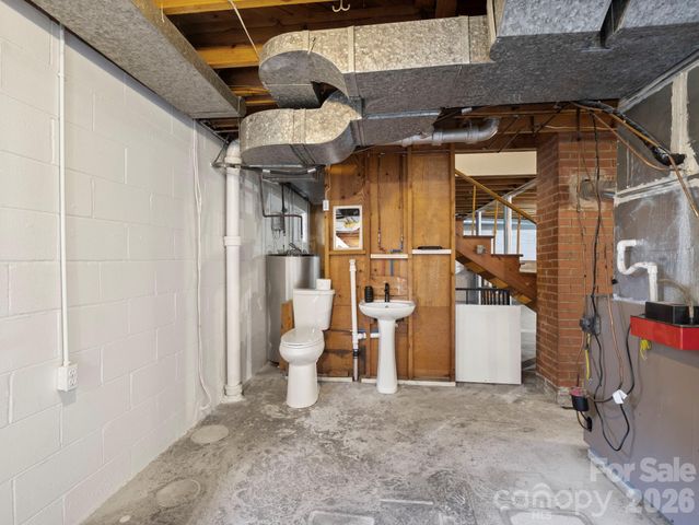 204 Fernwood Drive, Rutherfordton, NC 28139