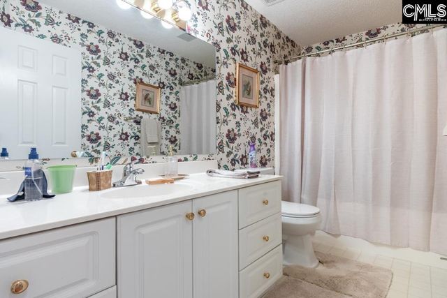 209 Farmhouse Loop, Lexington, SC 29072