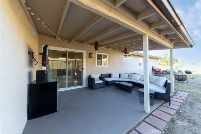 623 E Old 2nd St, San Jacinto, CA 92583