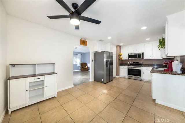 623 E Old 2nd St, San Jacinto, CA 92583