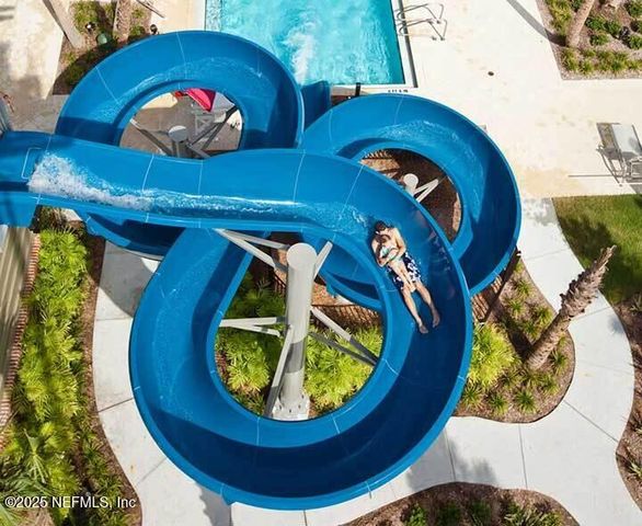 369 OAKMOSS Drive, St. Johns, FL 32259