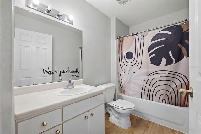 10562 WINDSOR LAKE COURT 10562, Tampa, FL 33626