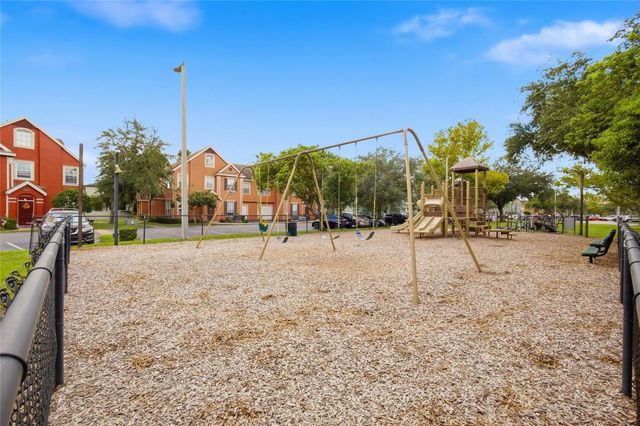 10562 WINDSOR LAKE COURT 10562, Tampa, FL 33626