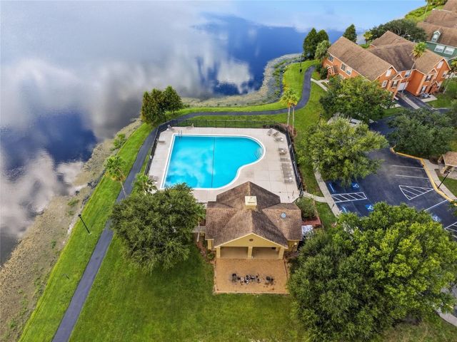 10562 WINDSOR LAKE COURT 10562, Tampa, FL 33626