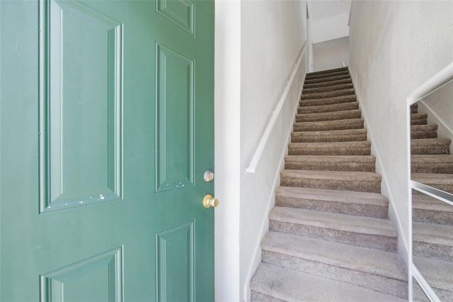 10562 WINDSOR LAKE COURT 10562, Tampa, FL 33626