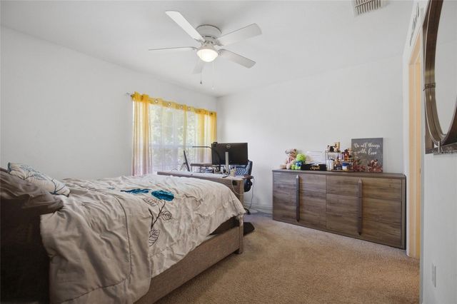 10562 WINDSOR LAKE COURT 10562, Tampa, FL 33626