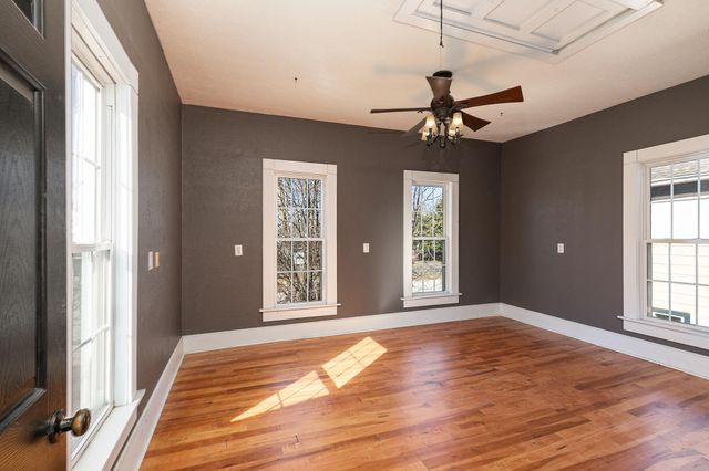 1898 N Main Avenue, Springfield, MO 65803