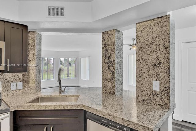 2341 NW 33rd Street 406, Oakland Park, FL 33309