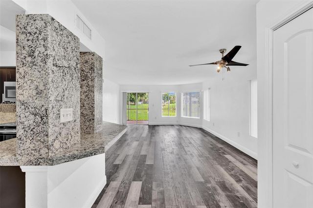2341 NW 33rd Street 406, Oakland Park, FL 33309