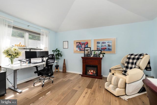 3 HAINES DR, Robbinsville, NJ 08691