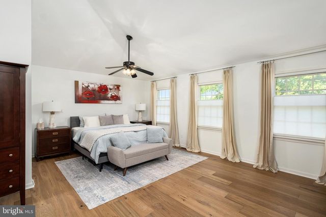 3 HAINES DR, Robbinsville, NJ 08691