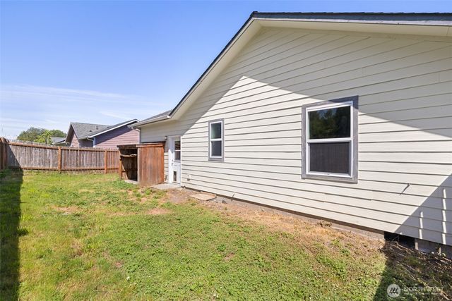 1940 Village Circle, Port Angeles, WA 98362