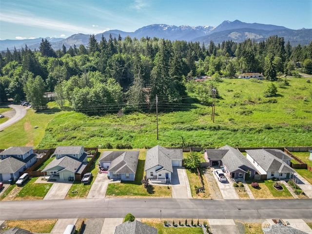 1940 Village Circle, Port Angeles, WA 98362