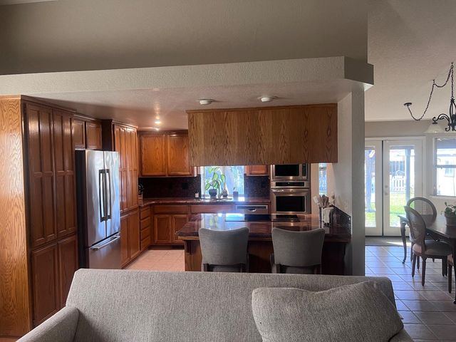 3335 Scottlee Dr, Turlock, CA 95382