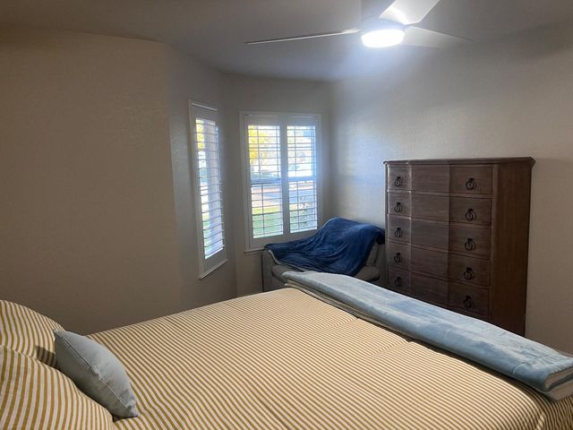 3335 Scottlee Dr, Turlock, CA 95382