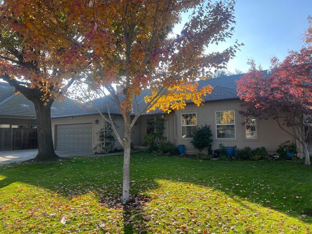 3335 Scottlee Dr, Turlock, CA 95382