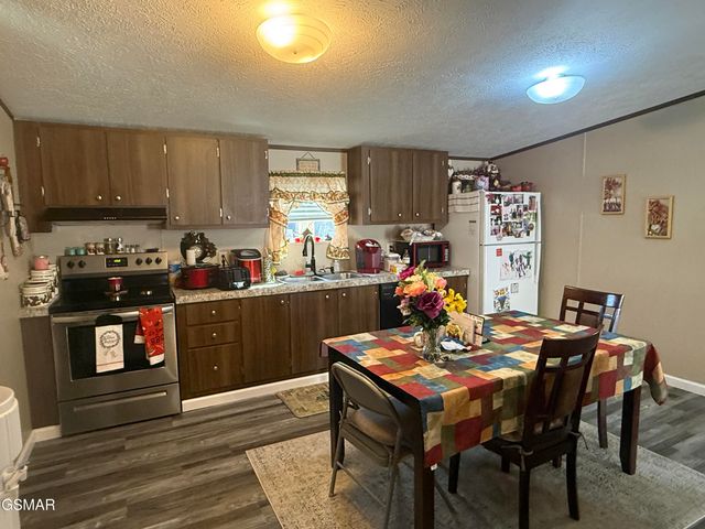 1465 River Chase Way, Newport, TN 37821