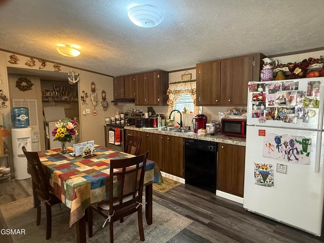 1465 River Chase Way, Newport, TN 37821