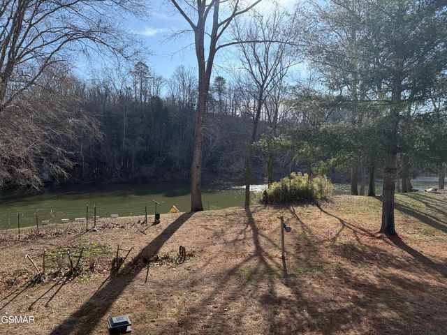 1465 River Chase Way, Newport, TN 37821