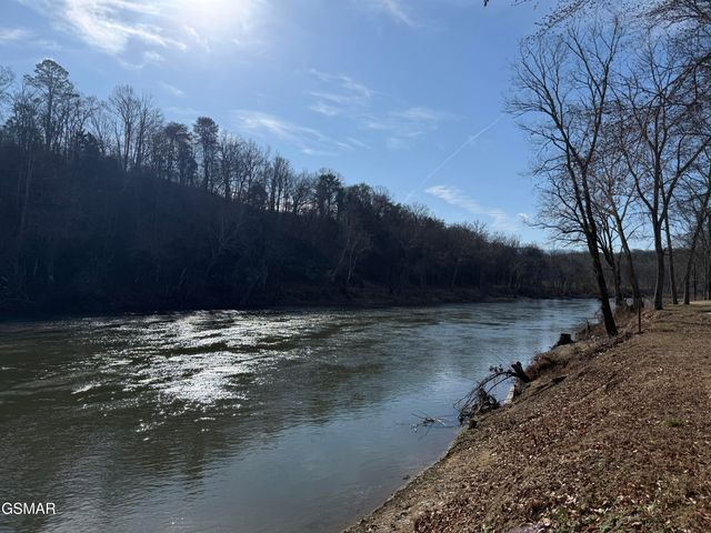 1465 River Chase Way, Newport, TN 37821