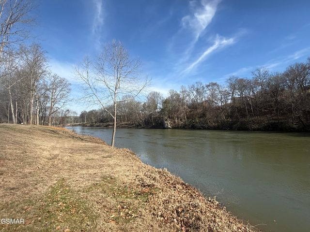 1465 River Chase Way, Newport, TN 37821