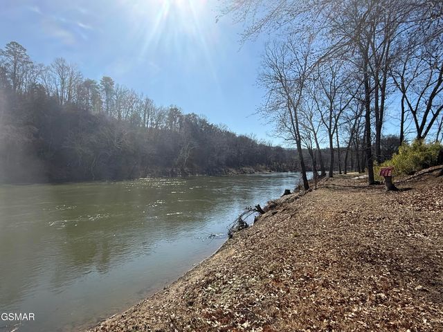 1465 River Chase Way, Newport, TN 37821