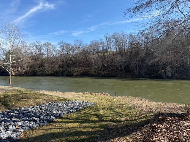 1465 River Chase Way, Newport, TN 37821