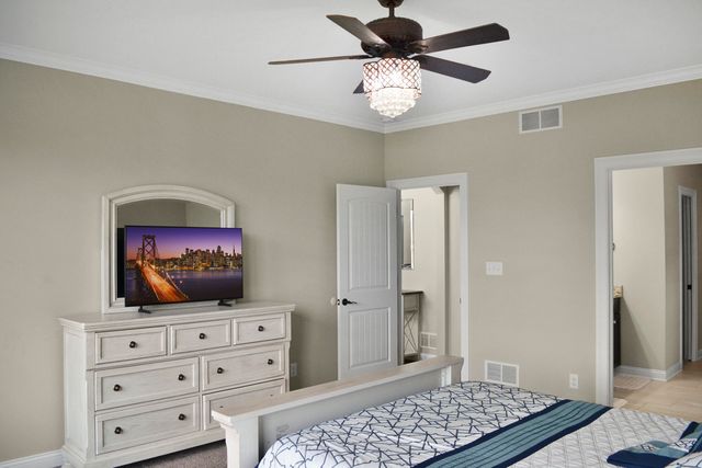 13366 Waterleaf Drive, St. John, IN 46373