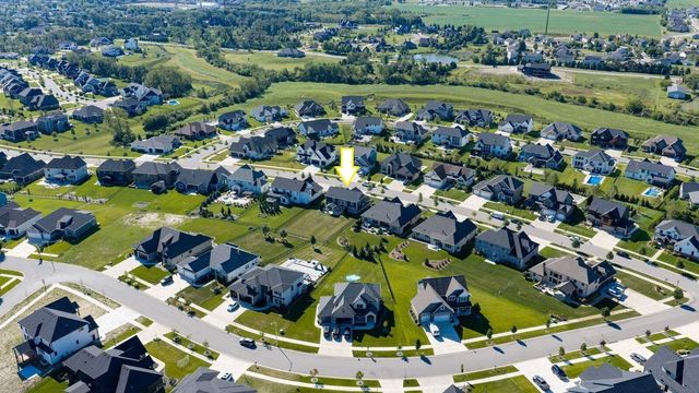13366 Waterleaf Drive, St. John, IN 46373