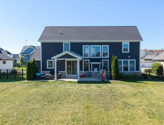 13366 Waterleaf Drive, St. John, IN 46373