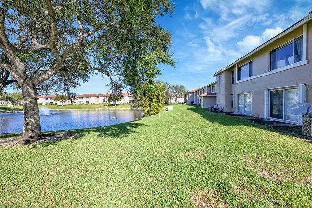 906 Twin Lakes Drive 8-j, Coral Springs, FL 33071