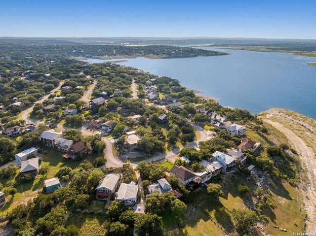 1487 & 1501 Stagecoach Dr., San Antonio, TX 78133