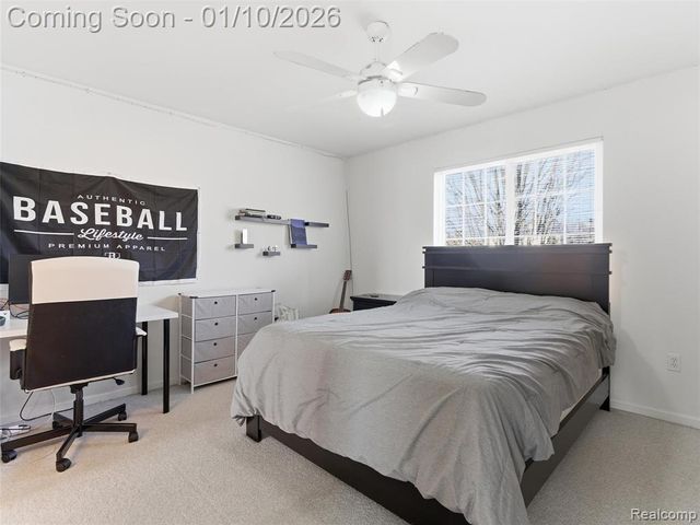 28710 Castlegate Drive, Southfield, MI 48034