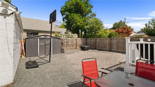 250 Benefit Street, Pawtucket, RI 02861