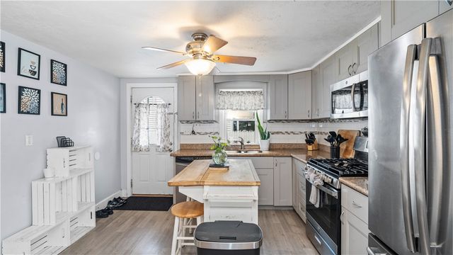 250 Benefit Street, Pawtucket, RI 02861