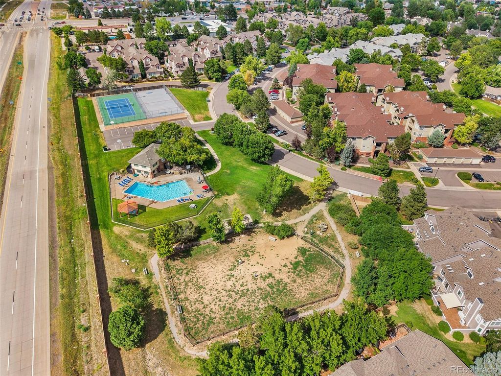 Image 17 of property listing at 8400 S Upham Way F22, Littleton, CO 80128