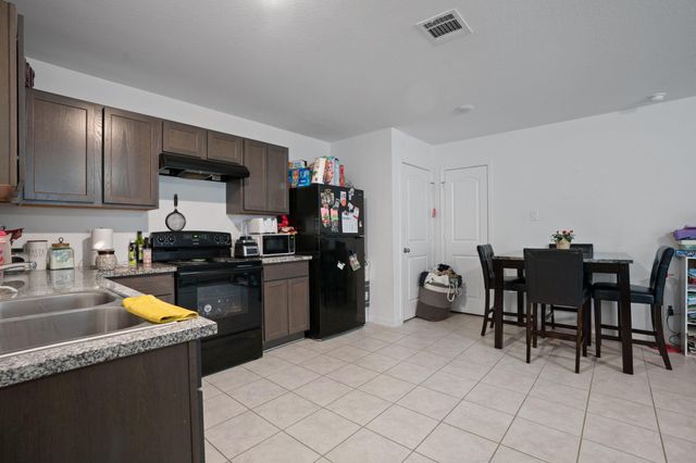 28612 Rantoul Court, Huntsville, TX 77320